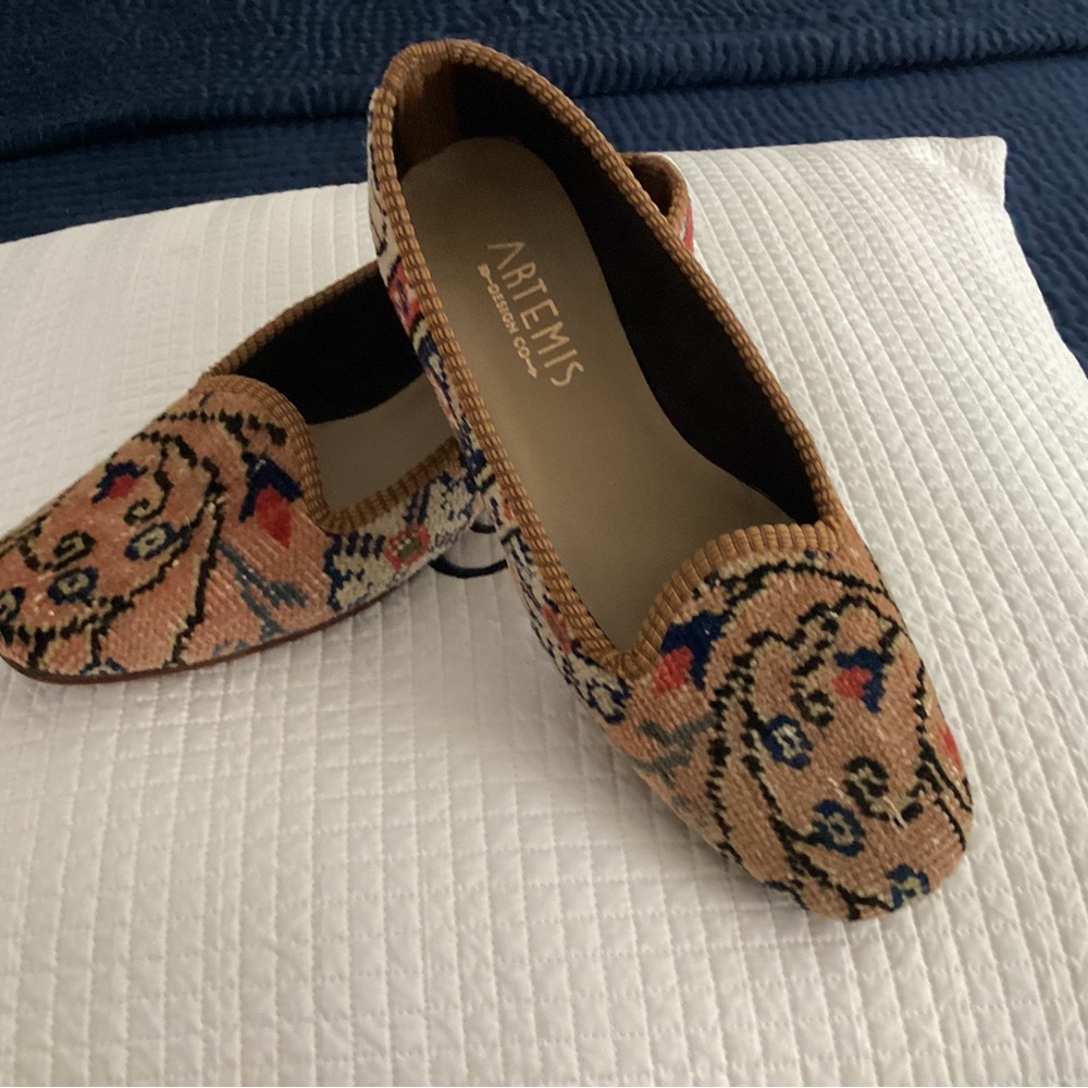 Artemis Design Women’s Kilim Co Wool Handmade Loafers